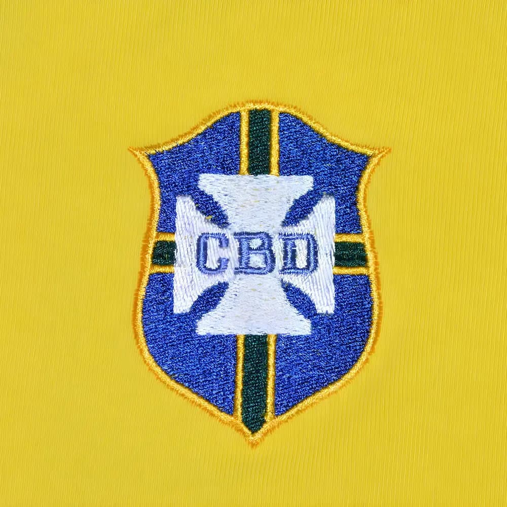 Brazil 1970 World Cup No 10 Kids Retro Football Shirt