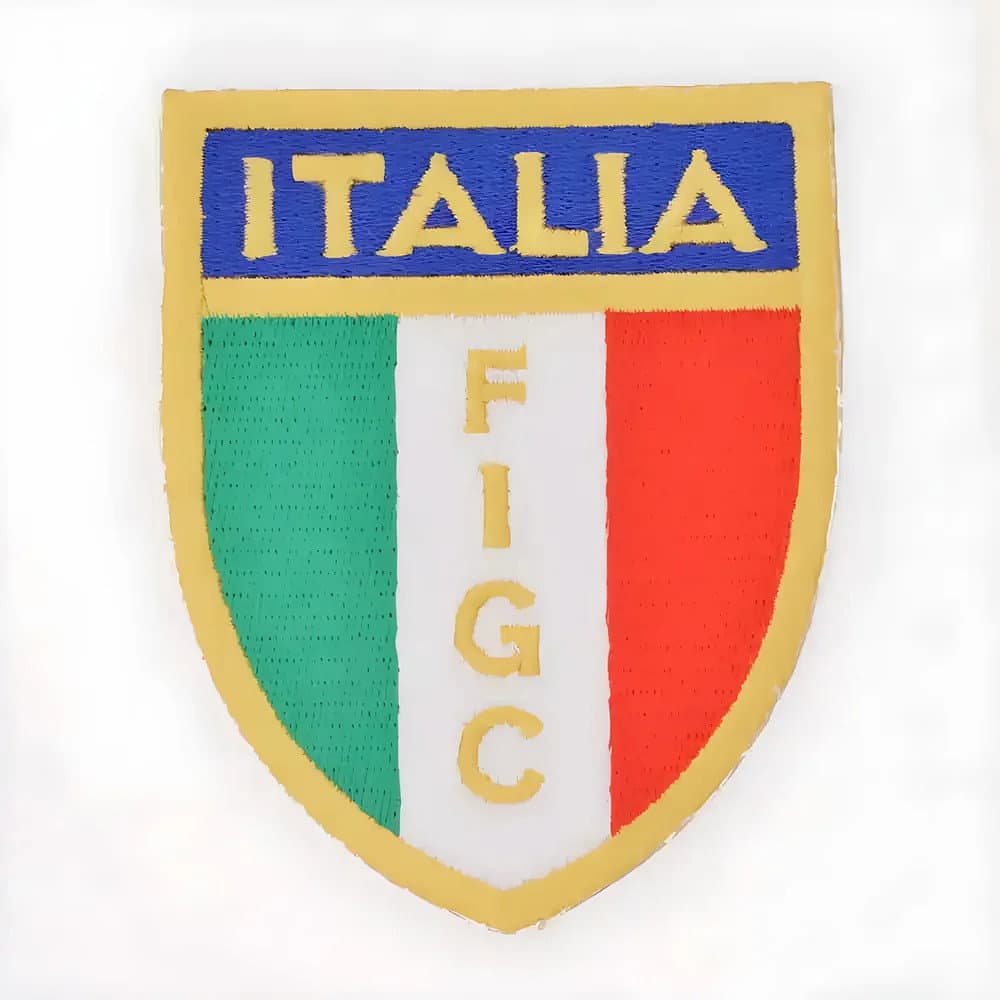 Italy 1982 Away Retro Football Shirt
