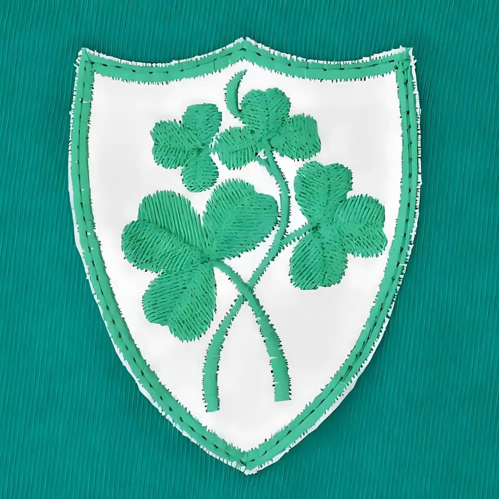 Republic Of Ireland 1975 Retro Football Shirt