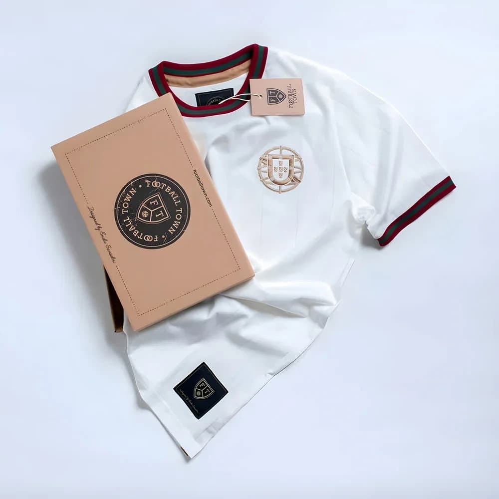 Vintage Portugal A Selecção White Soccer Jersey