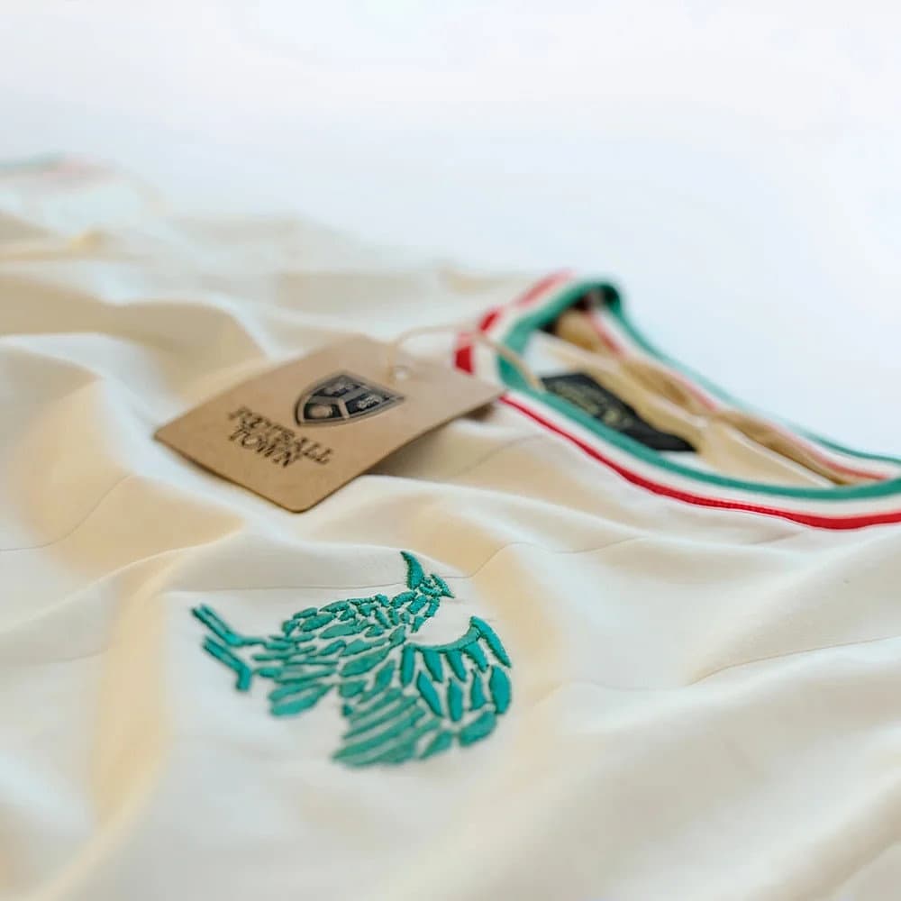 Vintage Mexico El Tri Away Soccer Jersey