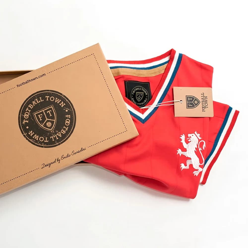 Vintage Russia Lev Soccer Jersey