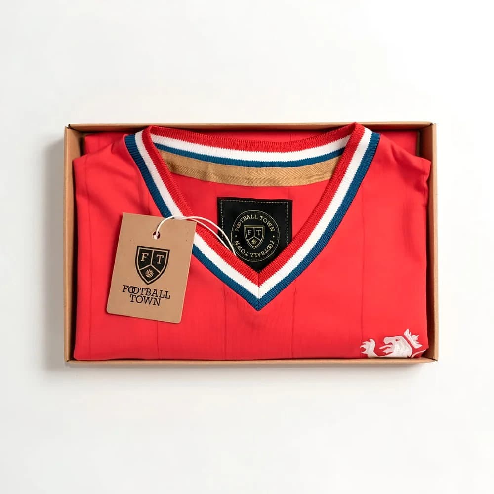 Vintage Russia Lev Soccer Jersey
